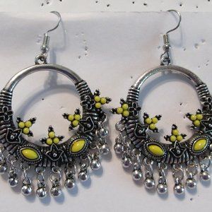 5-Pairs of older Paparazzi Earrings